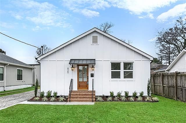 1st image of 820 Edenborn Ave