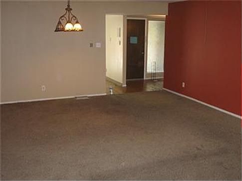 3rd image of 3452 W Benjamin Holt Dr