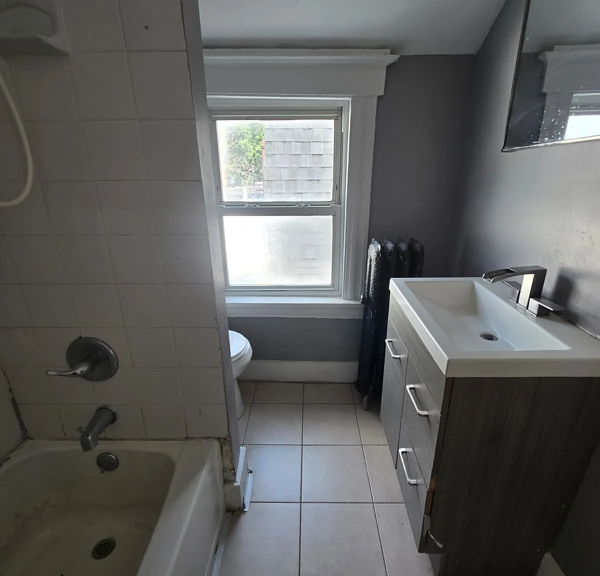 273 Amherst St — Photo 4