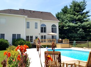 105 Castaway Trl, Mooresville, NC 28117