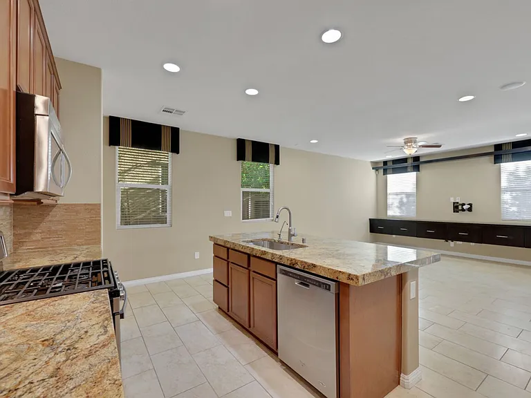 11323 Coulter Canyon St — Photo 15