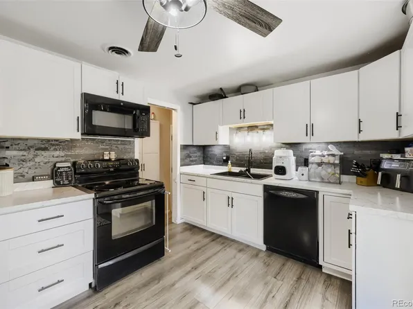 8906 Oakwood Street, Westminster, CO 80031