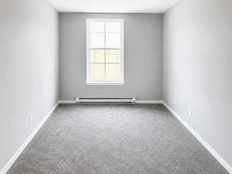 520 Main St #3 — Photo 5
