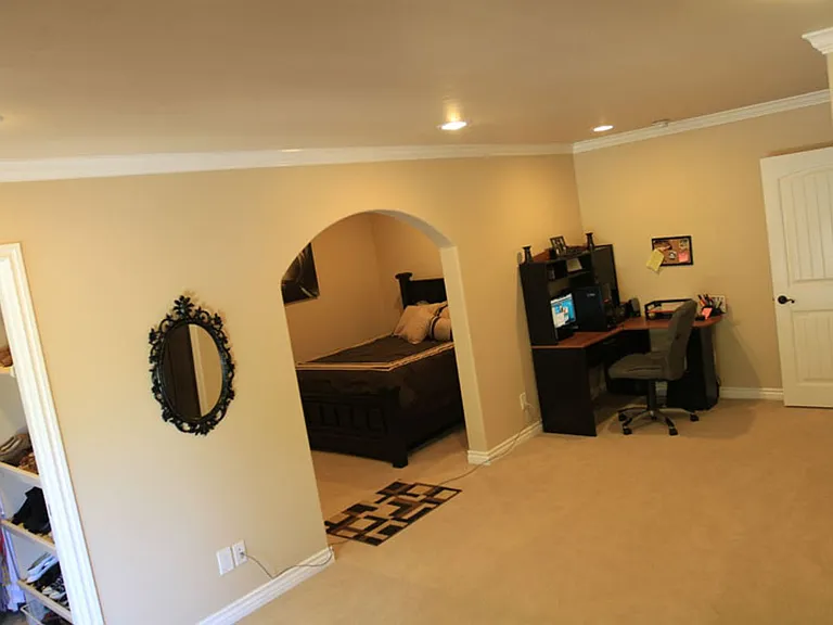 2355 Castlegate Ln — Photo 9