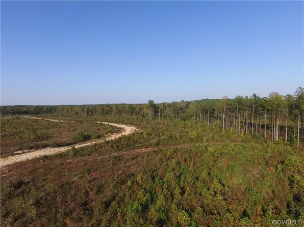 4 Cox Rd #4, Wilsons, VA 23894