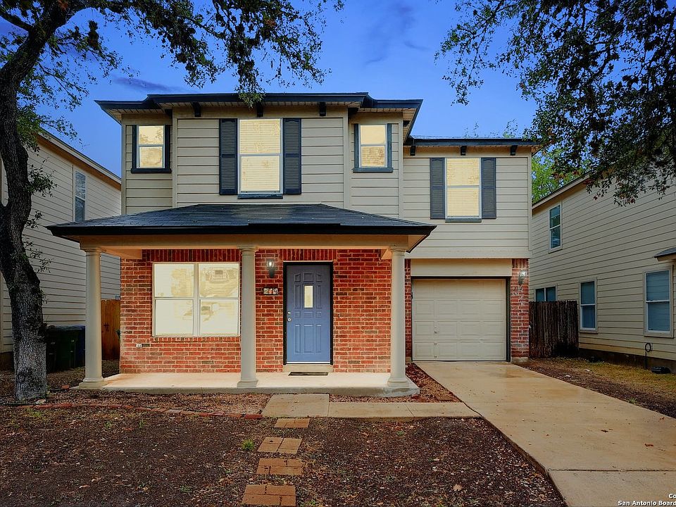 1st image of 214 Jetlyn Dr