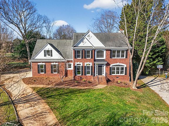 2nd image of 8905 Pennyhill Dr