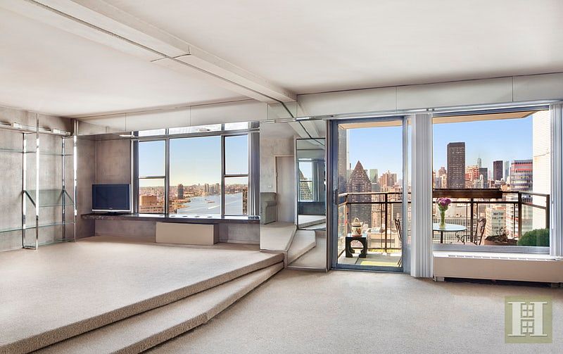 1st image of 1084 2nd Ave #42G