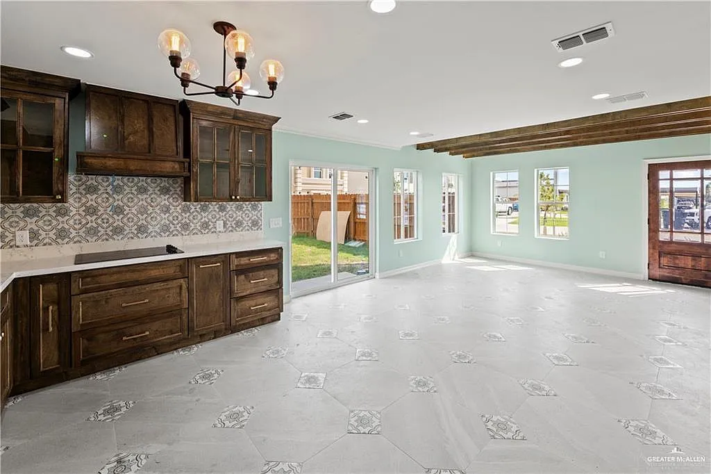2 bed, 2.5 bath, 1058 sqft, $1,500 — Photo 4