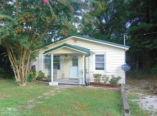 1125 Park St, Hendersonville, NC 28739