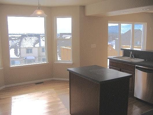 4th image of 7705 Manston Dr