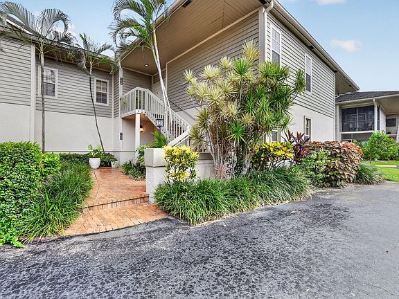2nd image of 7622 Elm Ridge Drive