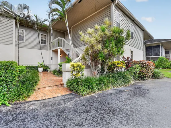 7622 Elm Ridge Drive, Boca Raton, FL 33433
