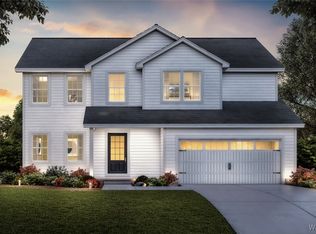 5916 Collins Dr, Lockport, NY 14094