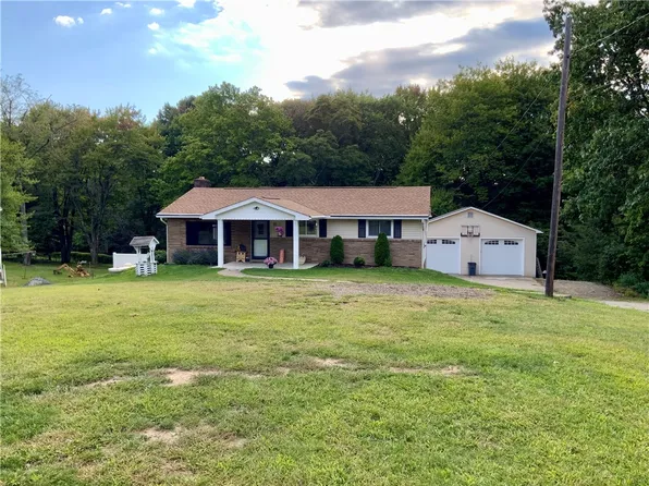 165 Harshaville Rd, Clinton, PA 15026