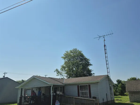 7145 W Versailles St, Holton, IN 47023