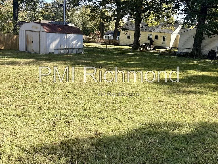 5231 Rockland Rd — Photo 7