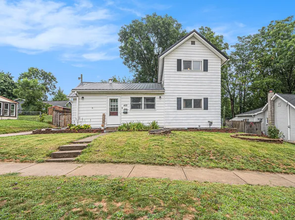 422 Johnson St, Ionia, MI 48846