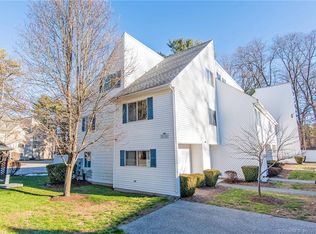 63 Perry St UNIT 105, Putnam, CT 06260