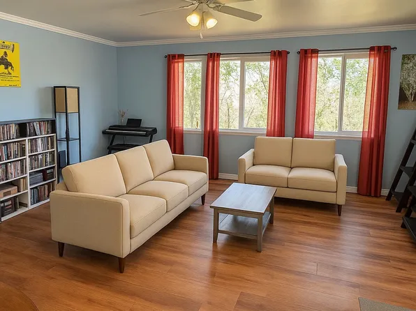 7247 Pinecone Ct, Corning, CA 96021