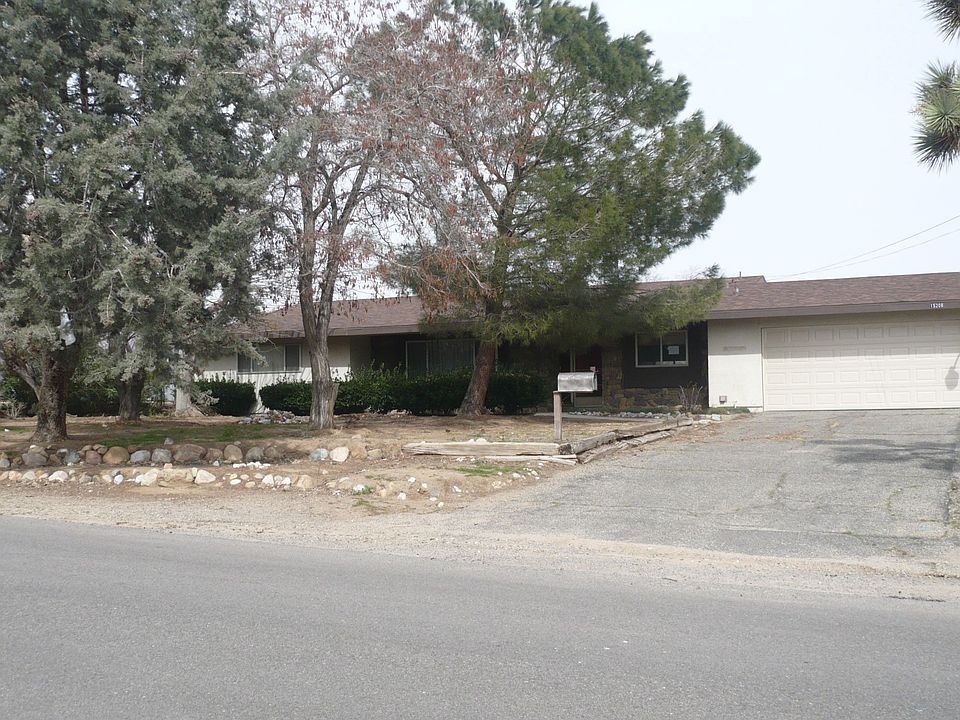 1st image of 15208 Mojave St