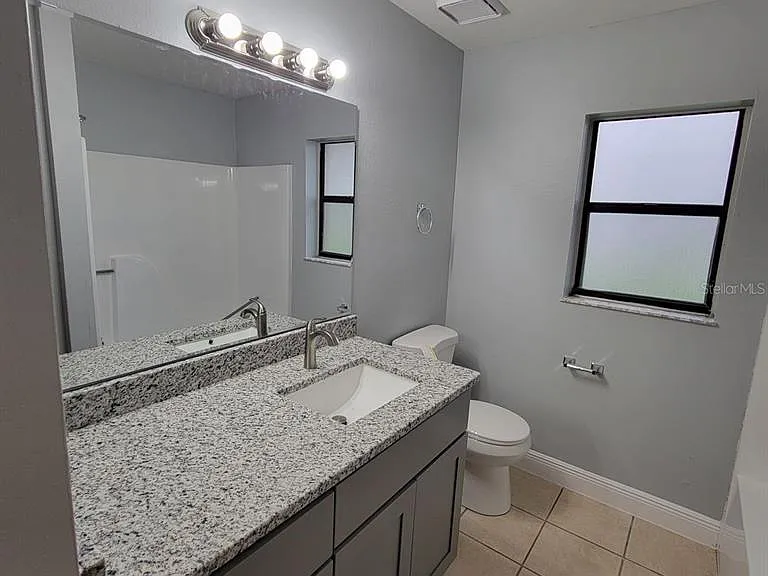 784 E Anderson Rd — Photo 14
