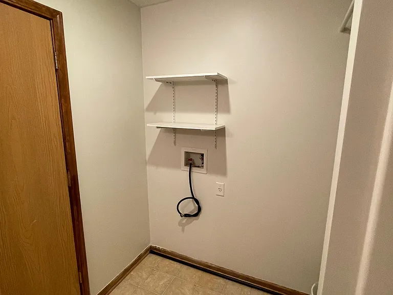 917 Whitetail Ct — Photo 14