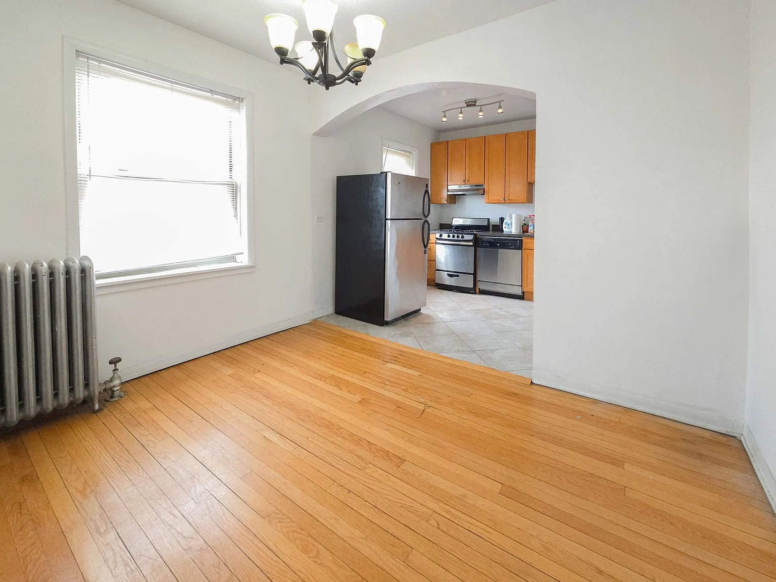 4501-09 N. Greenview — Photo 3