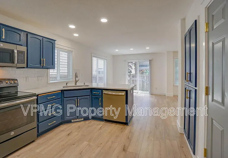 423 NW 153rd St — Photo 8