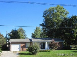 1961 E Union Ave, Litchfield, IL 62056