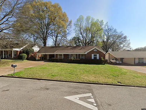 4489 Parkwood Rd Photo 1
