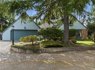 1156 Wedgewood Close, Qualicum Beach, BC V9K 1C6