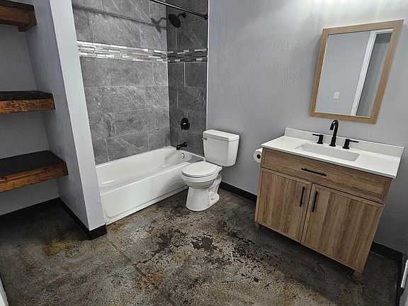 4th image of 4435 Mager Dr #7
