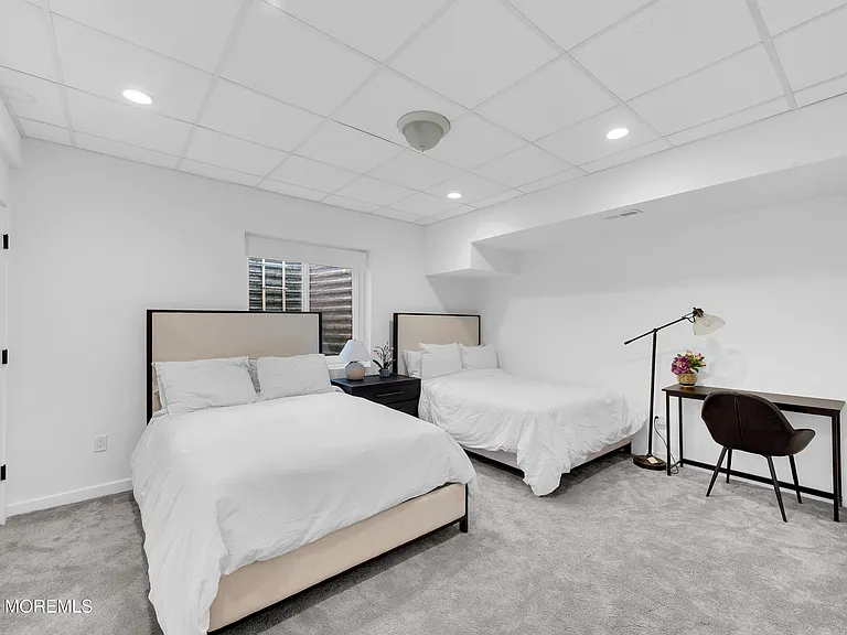 1675 Saint Regis Ct — Photo 37