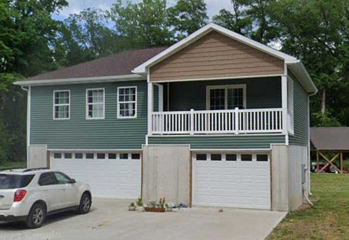 2nd image of 537 N 6th St