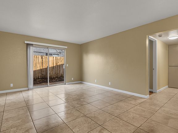 4th image of 1143 N Cedar St #Cp413