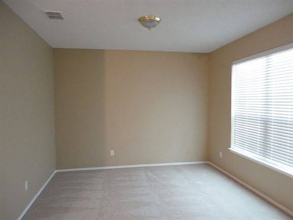 5th image of 1500 Richfield Ct