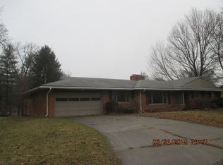 18925 Apache Dr, South Bend, IN 46637