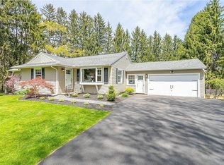 30 Everett Dr, Rochester, NY 14624