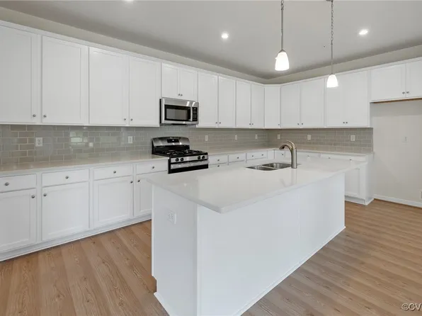 4000 Next Level Trce, Midlothian, VA 23112