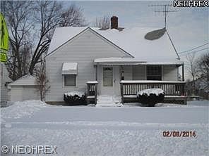 1st image of 934 W 23rd St