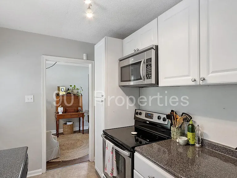 499 Lytle St — Photo 5