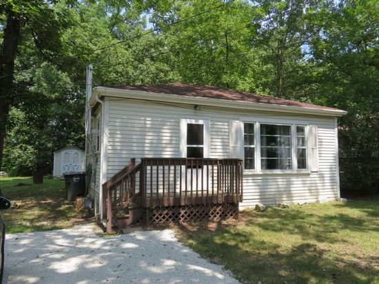 23504 80th Pl, Salem, WI 53168