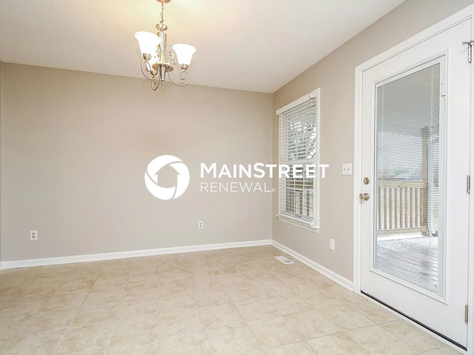 1816 Holloway Circle — Photo 4