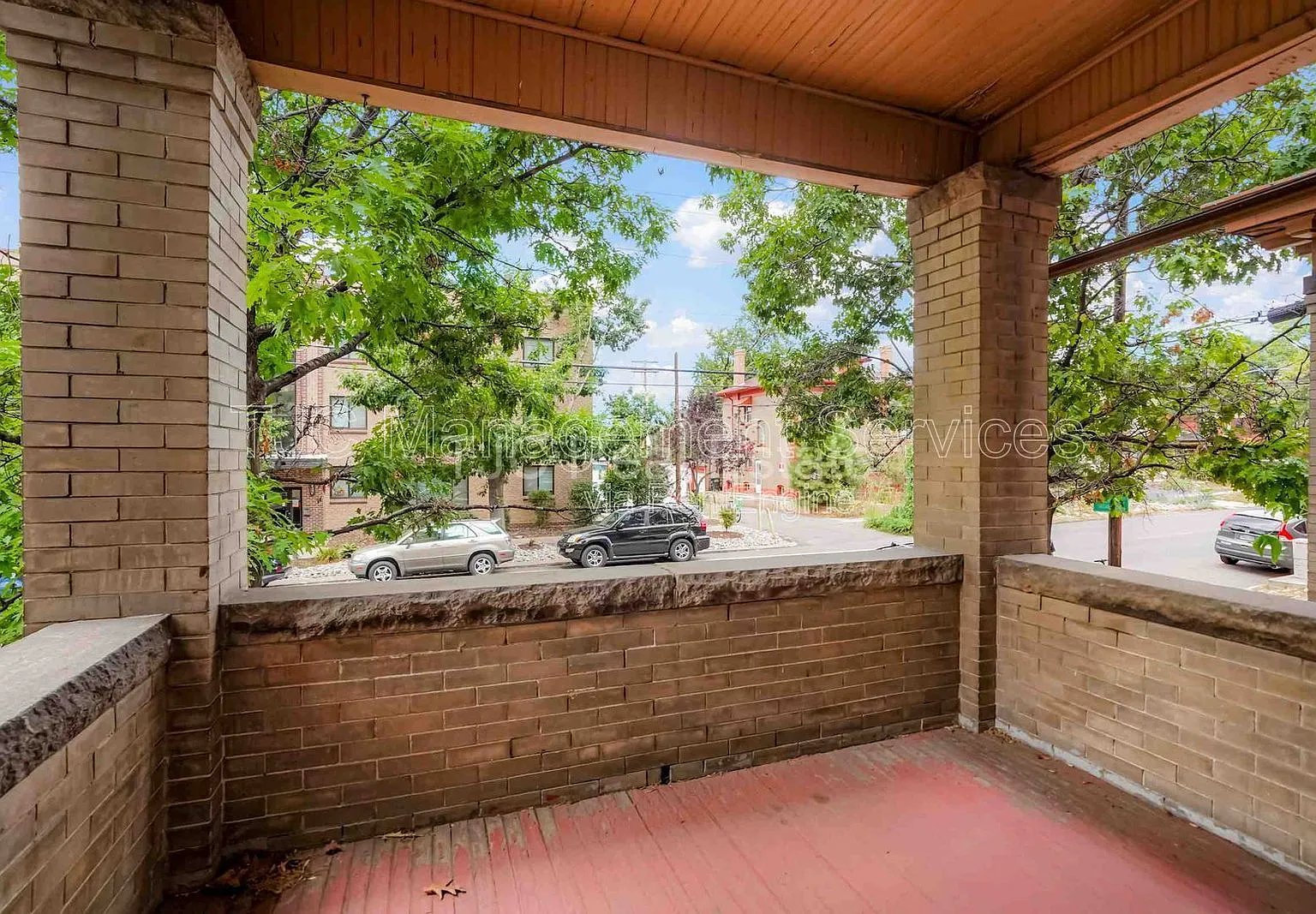 3 bed, 1.0 bath, 1287 sqft, $2,250 — Photo 3