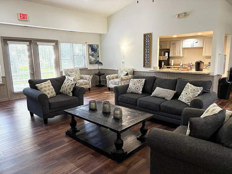 The Highlands Apartments — Photo 26