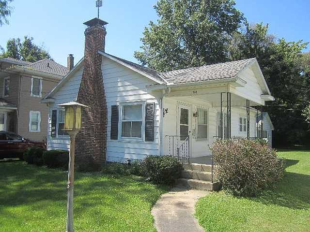 1st image of 118 E Adams Ave