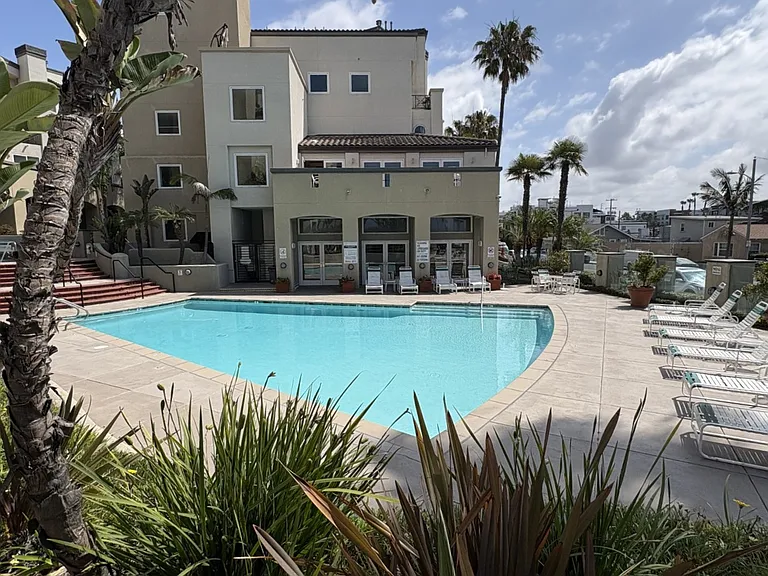 200 Pacific Coast Hwy #208 — Photo 26