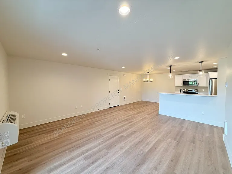 424 S Olive Ave #202 — Photo 17