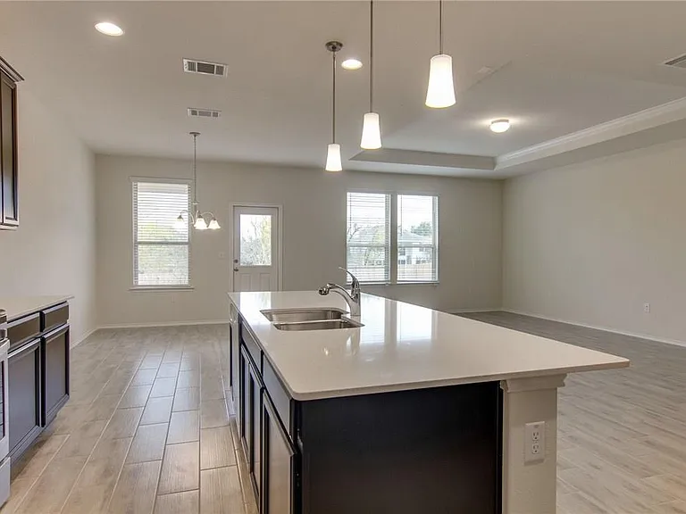6621 Hartlage St — Photo 15